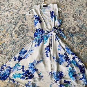 Lulus medium midi wrap dress